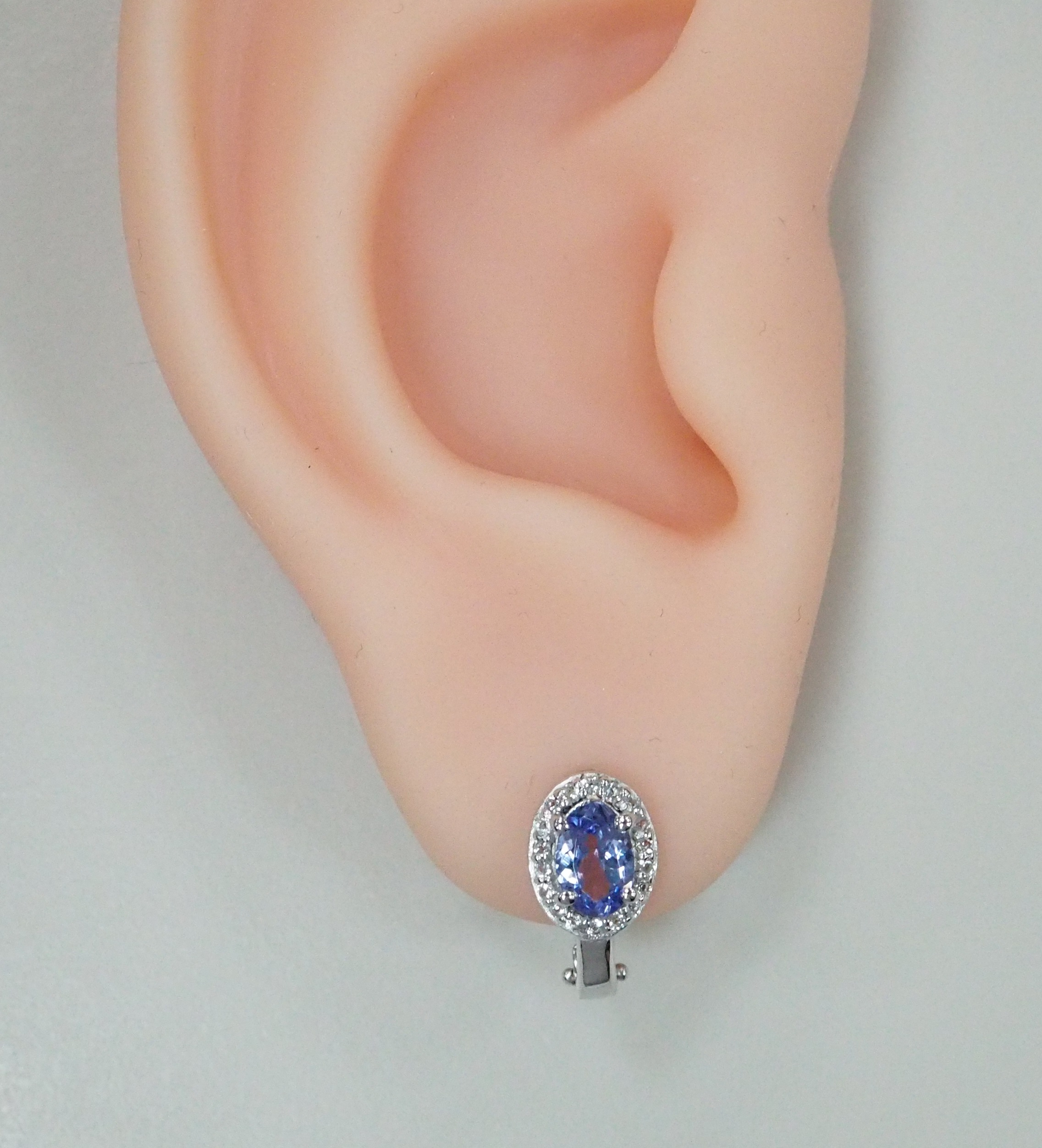 Серебряные серьги с танзанитами